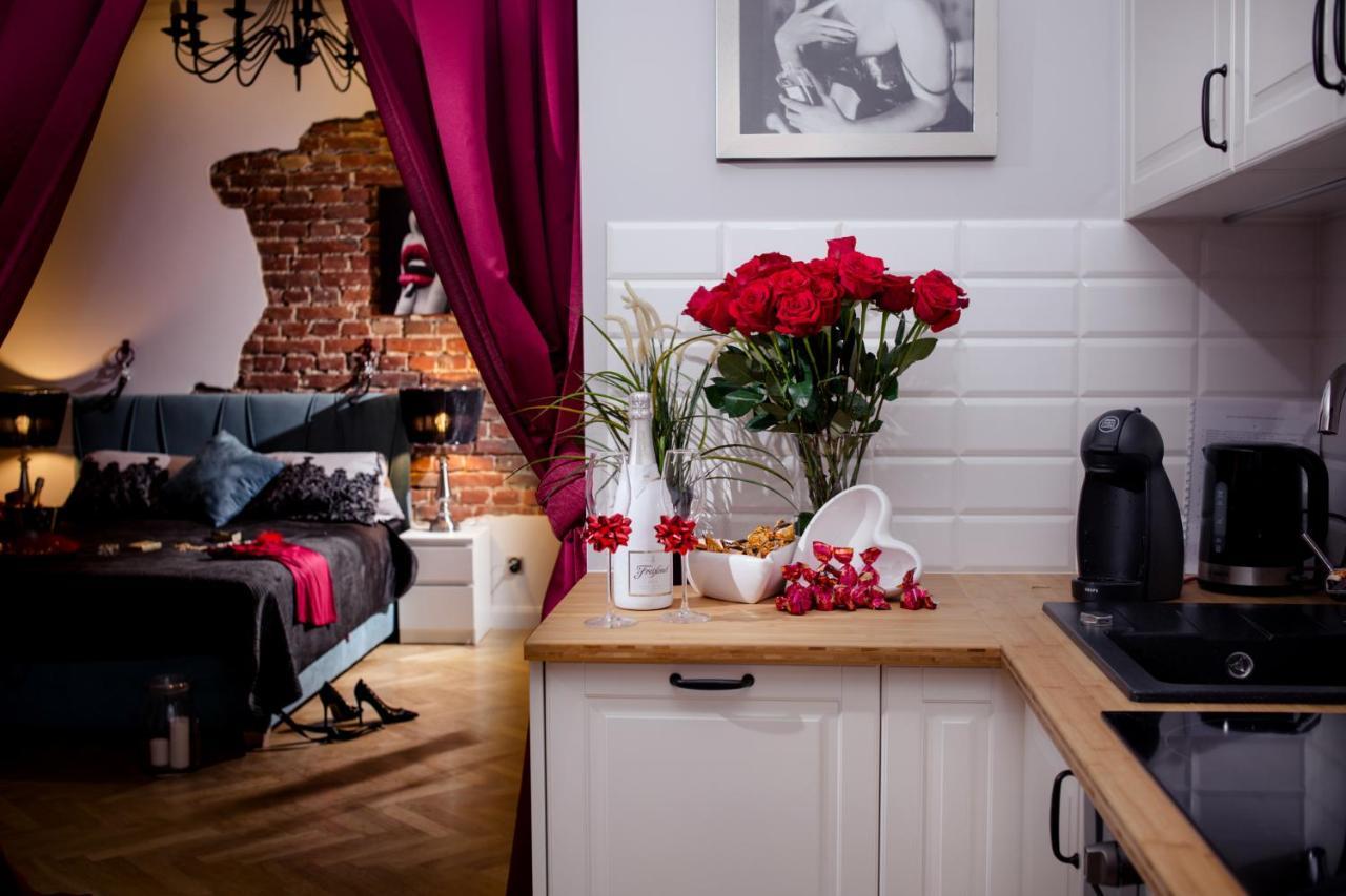Apartament Dla Doroslych "Papierki Po Cukierkach" Lublin Ngoại thất bức ảnh