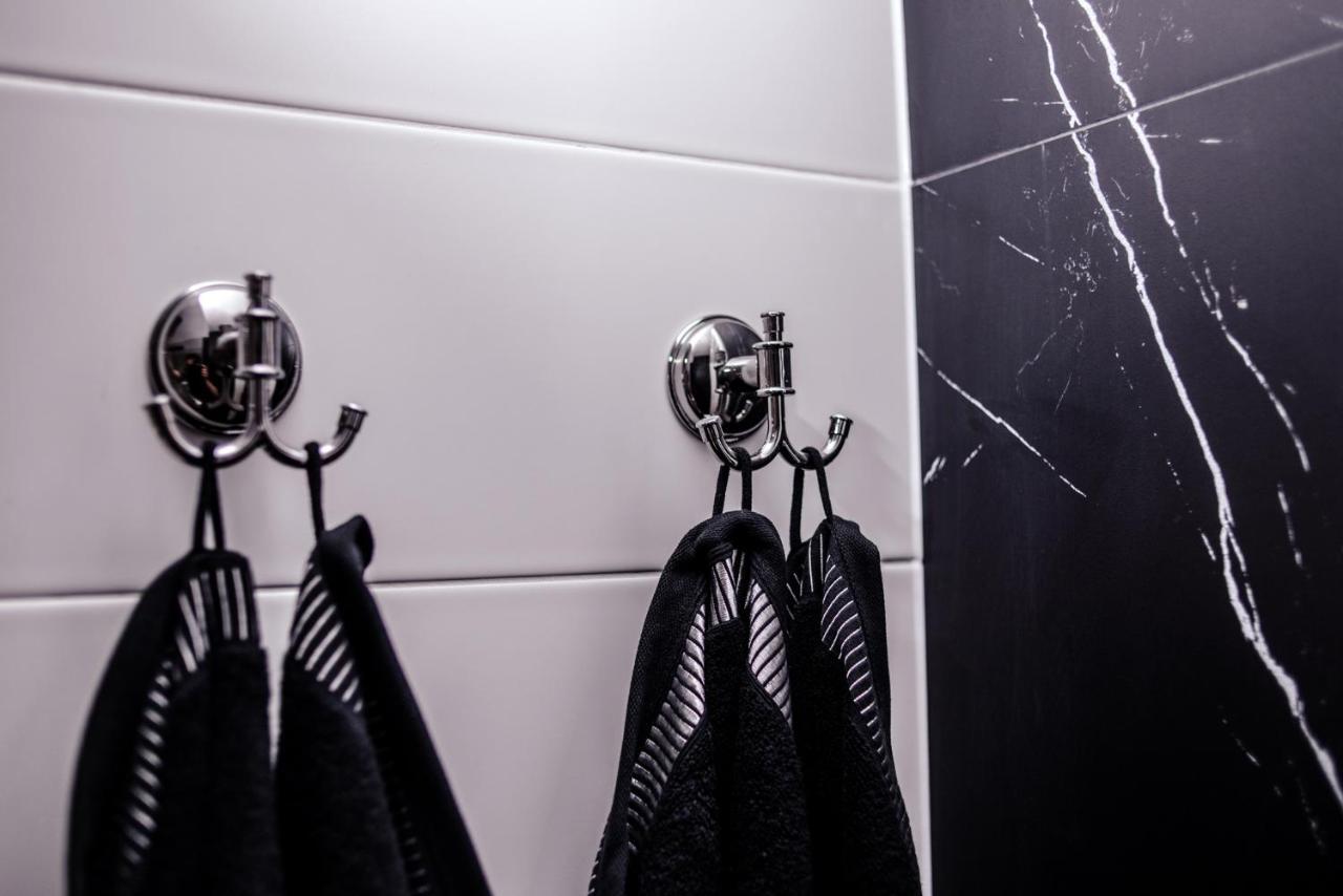 Apartament Dla Doroslych "Papierki Po Cukierkach" Lublin Ngoại thất bức ảnh