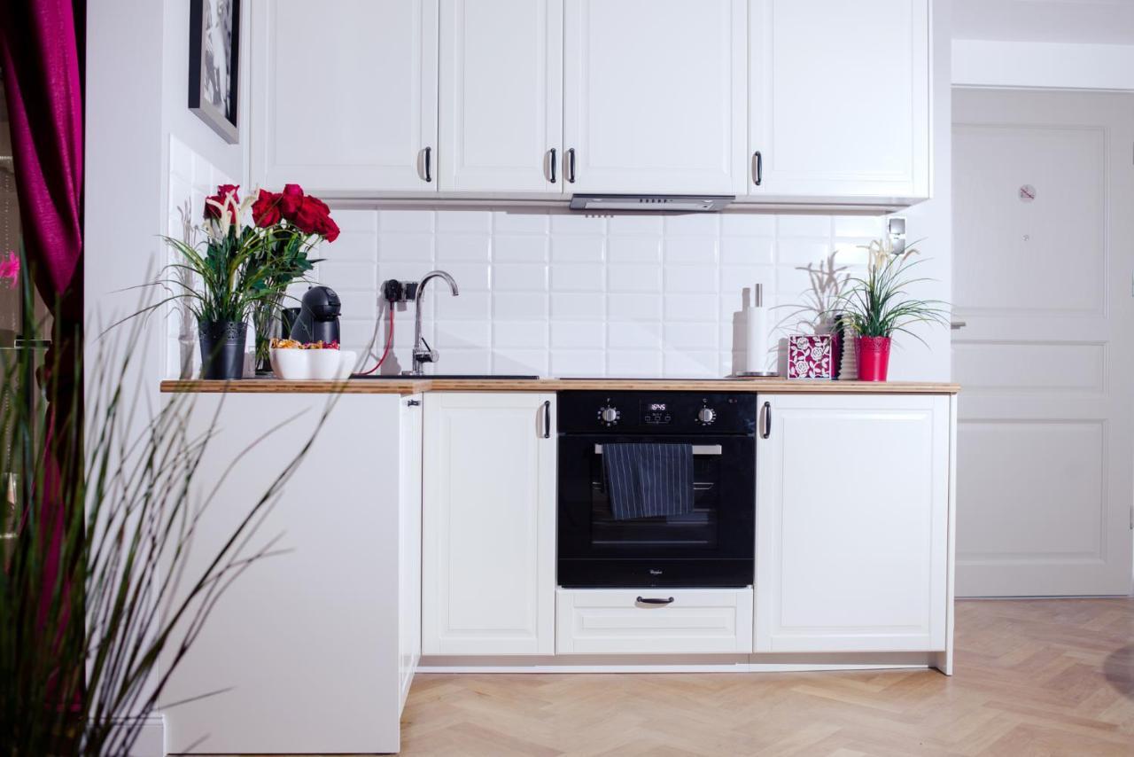 Apartament Dla Doroslych "Papierki Po Cukierkach" Lublin Ngoại thất bức ảnh