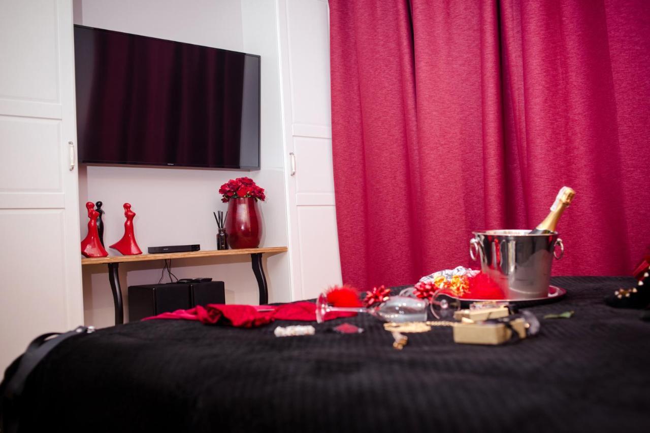 Apartament Dla Doroslych "Papierki Po Cukierkach" Lublin Ngoại thất bức ảnh